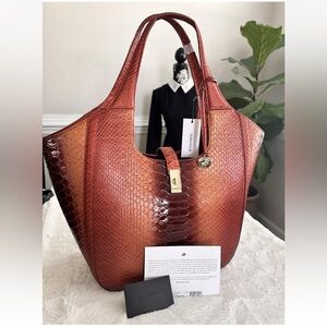 NWT BRAHMIN Women's Melbourne Collection Carla Foliage Lake Wood